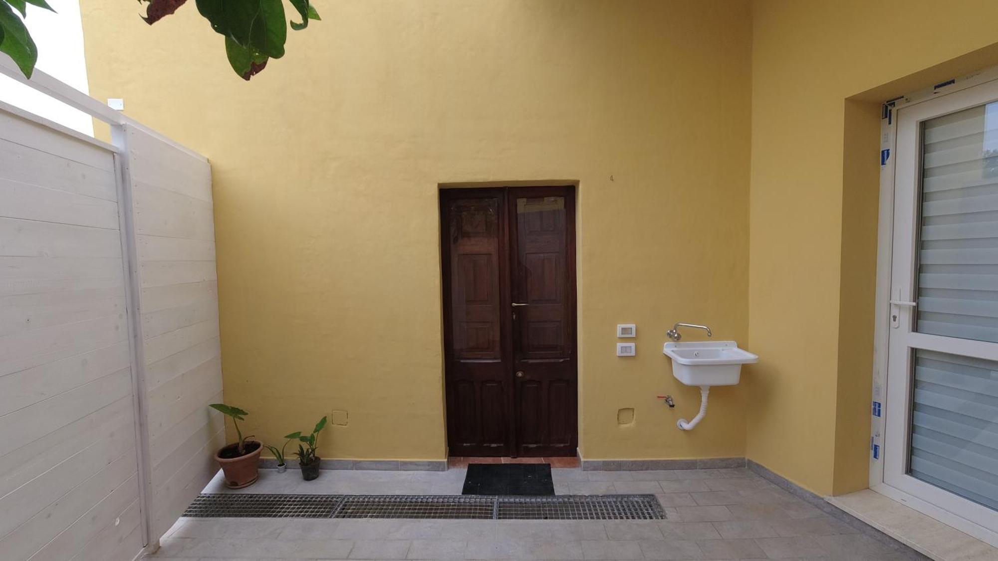 Lodgings In Sardinia Decimomannu Esterno foto